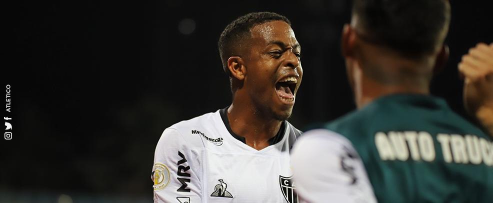 Recuperado de luxação no cotovelo, Keno pode reforçar Atlético-MG diante do Sport