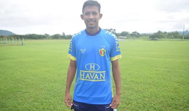 Catarinense: Brusque oficializa a contratação de volante rebaixado à Série C