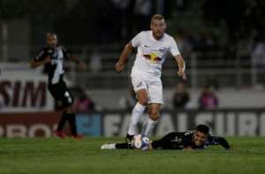 Meio-campista do Red Bull Bragantino está perto de fechar com clube nordestino