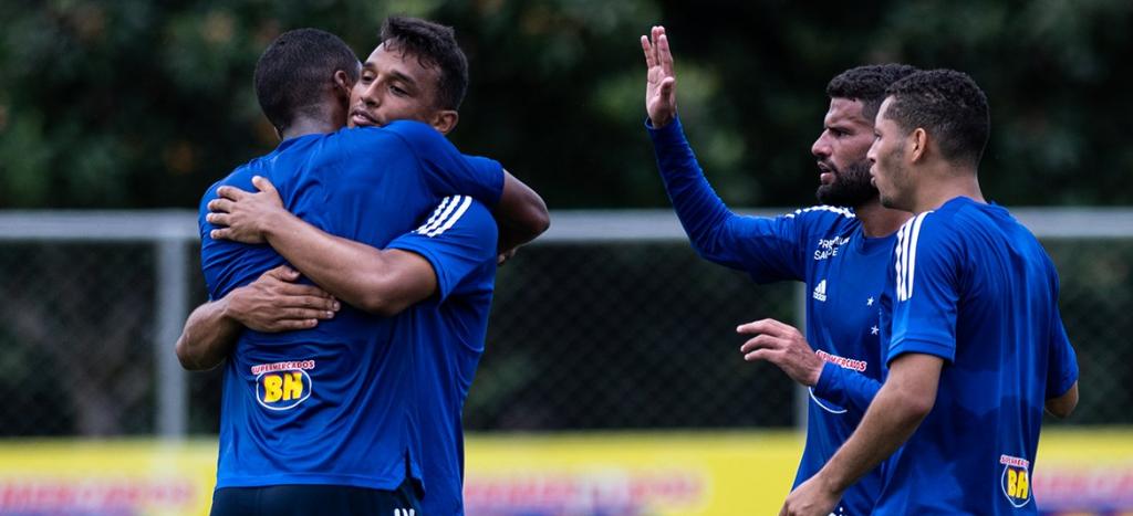 A uma semana da estreia no Mineiro, Cruzeiro vence rival sul-americano em jogo-treino