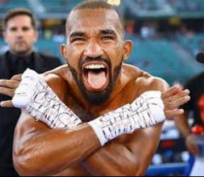 BOXE: Esquiva Falcão quebra nariz de russo e vence no quarto assalto