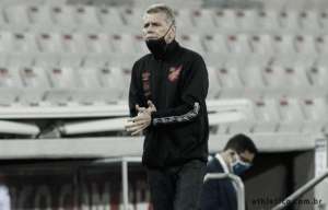 Sem Autuori, Athletico-PR visita Grêmio para seguir sonhando com a Libertadores