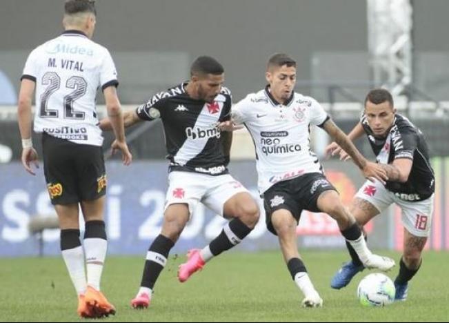 Vasco empata e está com dois pés na Série B