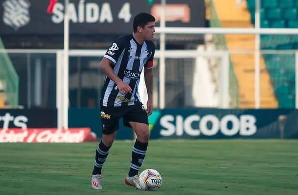 Catarinense: Presidente do Figueirense indica saída de volante