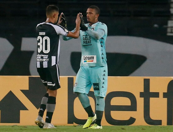 Heróis do Botafogo comemoram vitória sobre o São Paulo