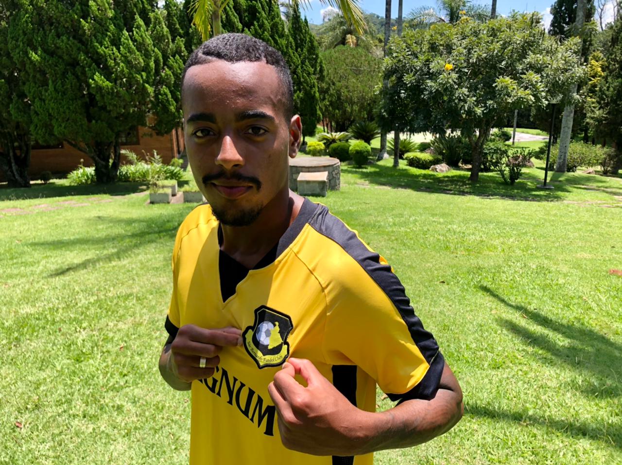 Paulista A2: São Bernardo FC segue rumor e apresenta atacante ex-Guarani e Vitória