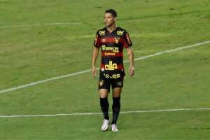 Thiago Neves faz convite para ex-atacantes do Sport retornarem ao clube