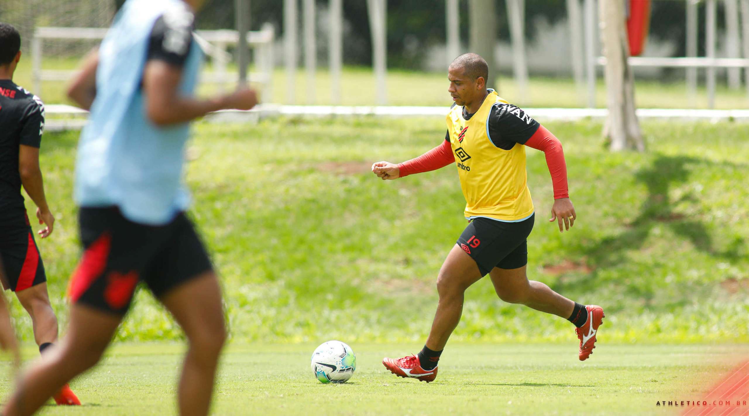 Walter, ex-Fluminense e Internacional, é pretendido por clube do Paulistão