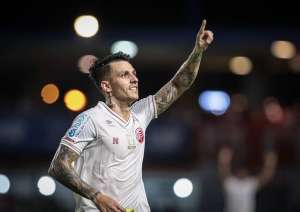 Gigante do futebol brasileiro faz sondagem por camisa 10 do Náutico