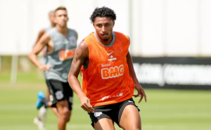 Corinthians está perto de emprestar volante para time que retornou à Série A