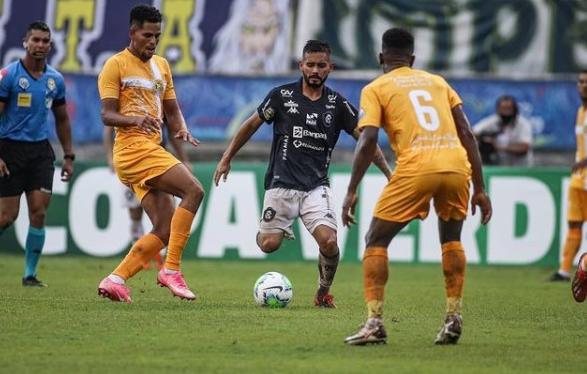 Só faltava essa… Final é interrompida após rádio comunicador de árbitro ficar sem pilha