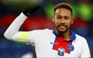 Diretor do PSG revela que a renovação de Neymar está bem encaminhada