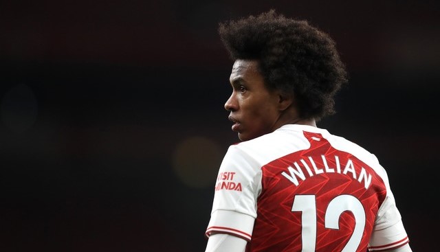 Na Inglaterra, jogadores viram alvo de ofensas nas redes e cobram providências