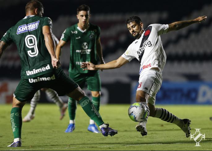Luxemburgo e elenco adotam silêncio após quarto rebaixamento na história do Vasco