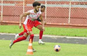 Paulista A3: Noroeste anuncia lateral-esquerdo que estava na Ferroviária