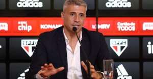 Paulistão: Crespo tem nome no BID e estreará domingo pelo São Paulo