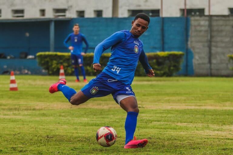 Paulistão: Ex-atacante de Guarani e Santos reforça o São Caetano