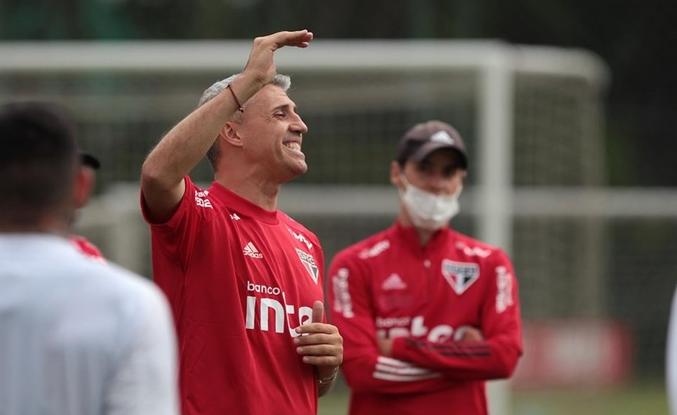 Paulistão: Crespo dirige primeiro treino no São Paulo e arma time para estreia