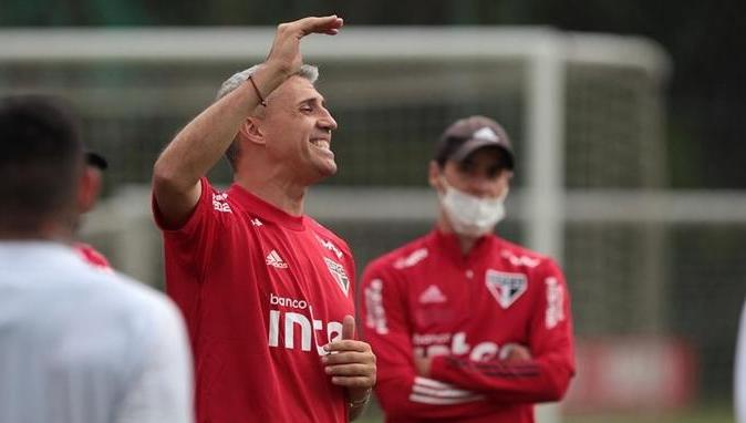 Crespo comandou o primeiro treino no São Paulo nesta sexta-feira