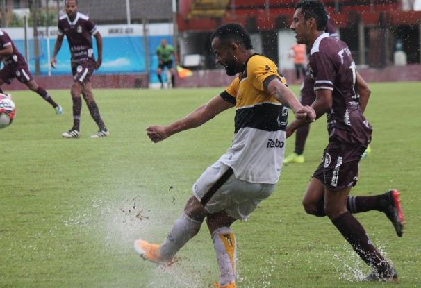 Joinville e Figueirense empatam e seguem sem vencer no Catarinense