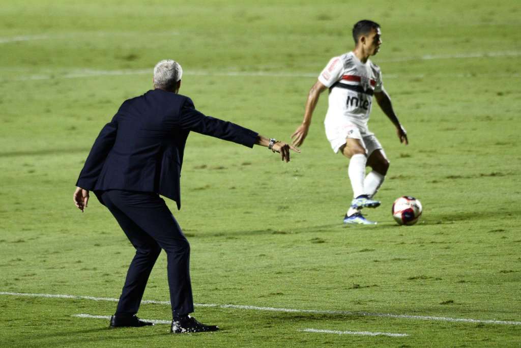 São Paulo 1 x 1 Botafogo-SP - Nada de novo na estreia de Crespo... 2 0002050532277 img