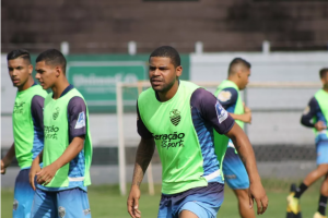 Paulista A3: Na semana de estreia, Comercial contrata atacante e libera três