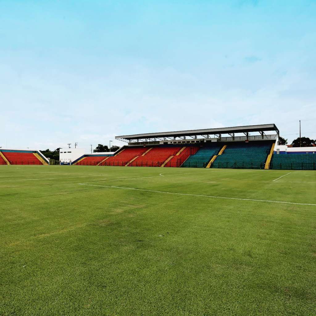  Às vésperas da estreia, Desportivo Brasil faz ajustes finais em estádio
