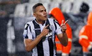 Goiano: Atlético acerta com Léo Jabá, ex-Corinthians