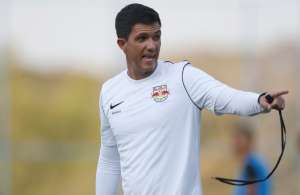 Técnico do RB Bragantino revela tristeza por mortes e avisa: 