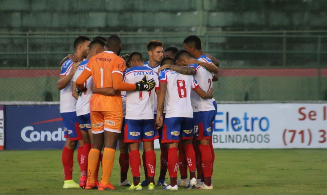 COPA DO NORDESTE: Bahia e Vitória buscam liderança isolada em seus grupos
