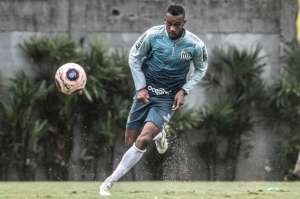 Paulistão: Copete comemora poder voltar a ajudar o Santos 'dentro do campo'