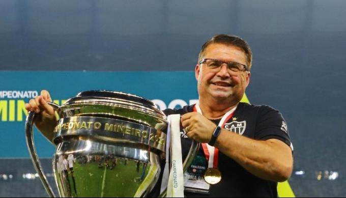 Bahia acerta com gerente de futebol Júnior Chávare