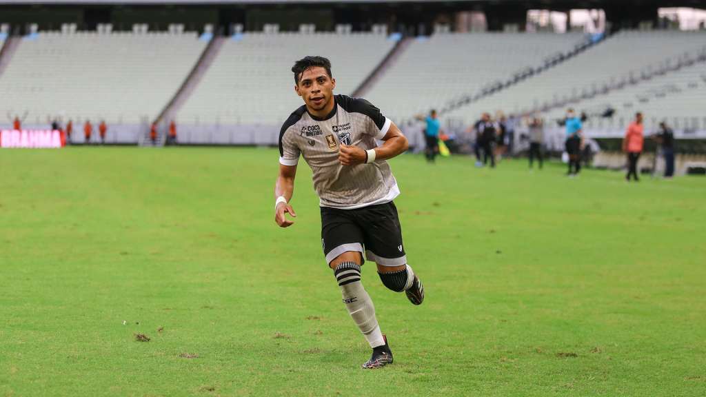 Victor Jacaré fez um gol e deu uma assistência na vitória do Ceará (Foto: Felipe Santos/Ceará SC)