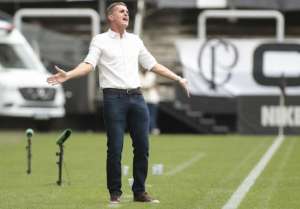 Mancini relata rotina no Corinthians em meio a surto de covid-19: 'Cansativo'