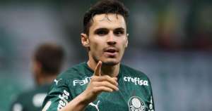 Raphael Veiga fecha ano perfeito como o melhor da Copa do Brasil após título