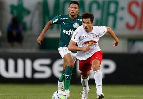 Em reformulação, Vasco negocia com atacante do RB Bragantino