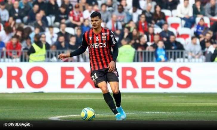 Atualmente no Nice, meia revelado pelo Vasco pode reforçar o Palmeiras