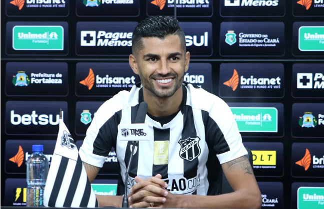 Meia ex-Athletico-PR é apresentado no Ceará e revela ansiedade por estreia