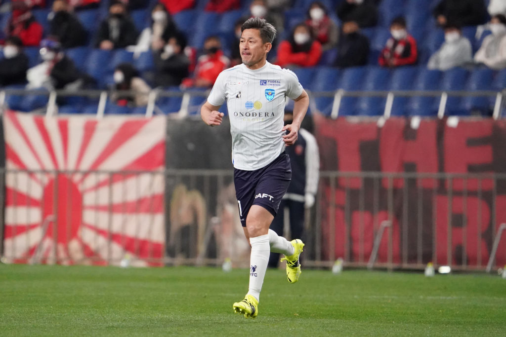 HISTÓRICO! Atacante japonês entra em campo e inicia a sua 36ª temporada no futebol