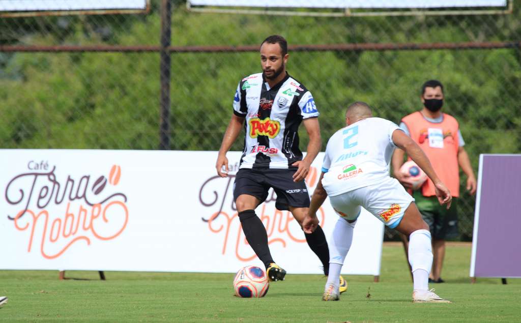 Votuporaguense x Marília (Foto: Rafael Bento/Votuporanguense)
