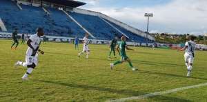 Gama-DF 1 x 2 Ponte Preta-SP - Macaca acorda e evita vexame na Copa do Brasil