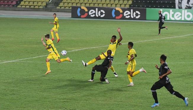 Rio Branco elimina o Sampaio Corrêa