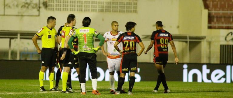 Duelo entre Juazeirense-BA e Sport é encerrado após falta de energia (Foto: Divulgação / Sport Recife)