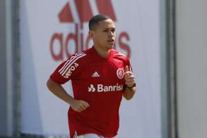 Atacante permanece no Internacional e diz 'não' a clube nordestino
