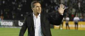 Luxa critica paralisação do futebol imposta por Doria: 