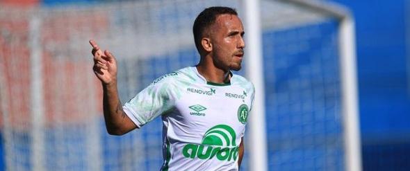 CATARINENSE: Atual campeã vence jogo atrasado e rouba a liderança do Avaí