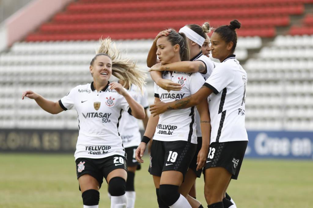 LIBERTADORES FEMININA: Corinthians avança com 100% e Avaí Kindermann é eliminado