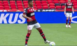 Flamengo negocia empréstimo de Natan ao RB Bragantino