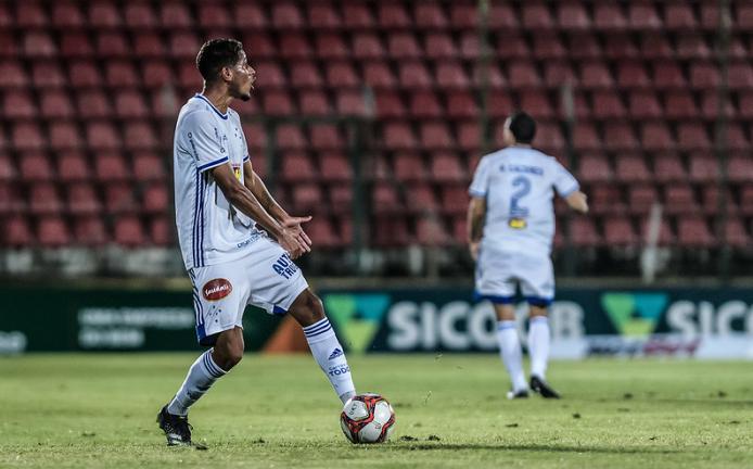 Cruzeiro empatou e se classificou na Copa do Brasil