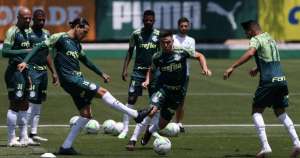 Governo libera treinos na Fase Emergencial; futebol em SP para na segunda